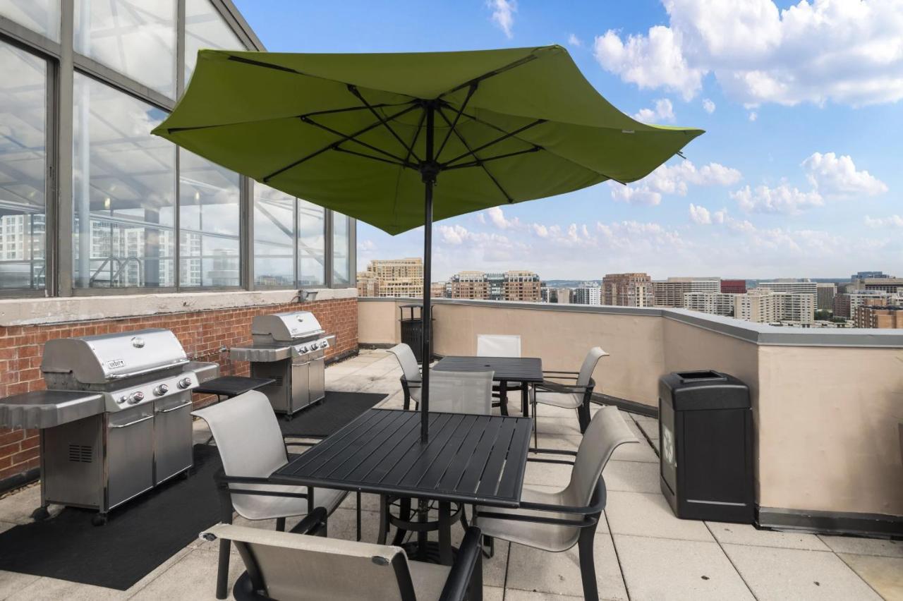Stylish And Charming Apartment In Pentagon City Arlington Exterior foto