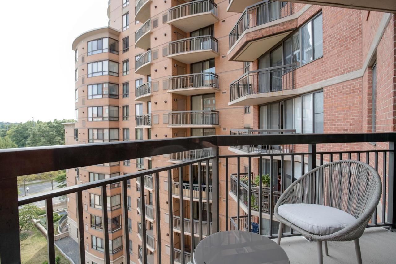 Stylish And Charming Apartment In Pentagon City Arlington Exterior foto